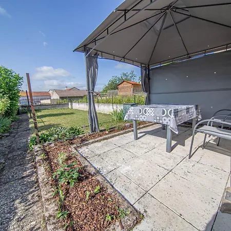 Ferienhaus Le Des Remparts Vignot