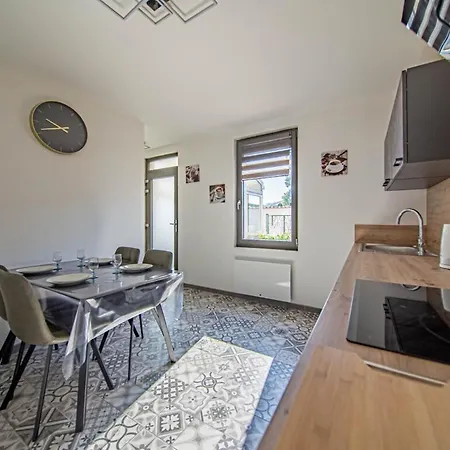 Le Des Remparts Ferienhaus Vignot